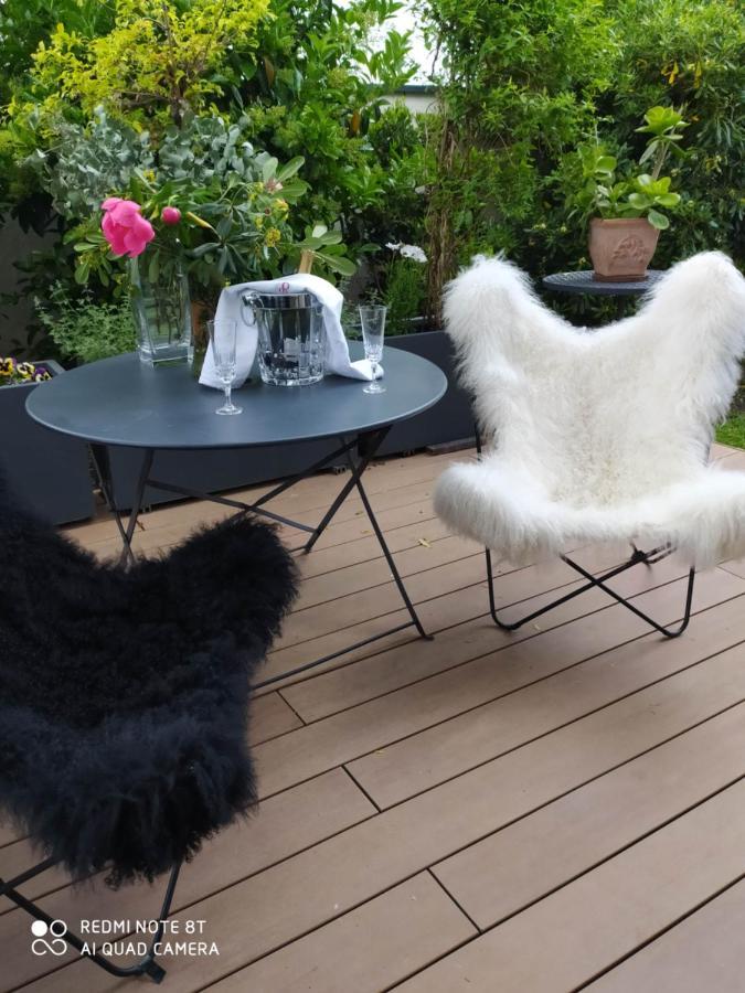 Suite Dans Une Echoppe Begles Exterior photo