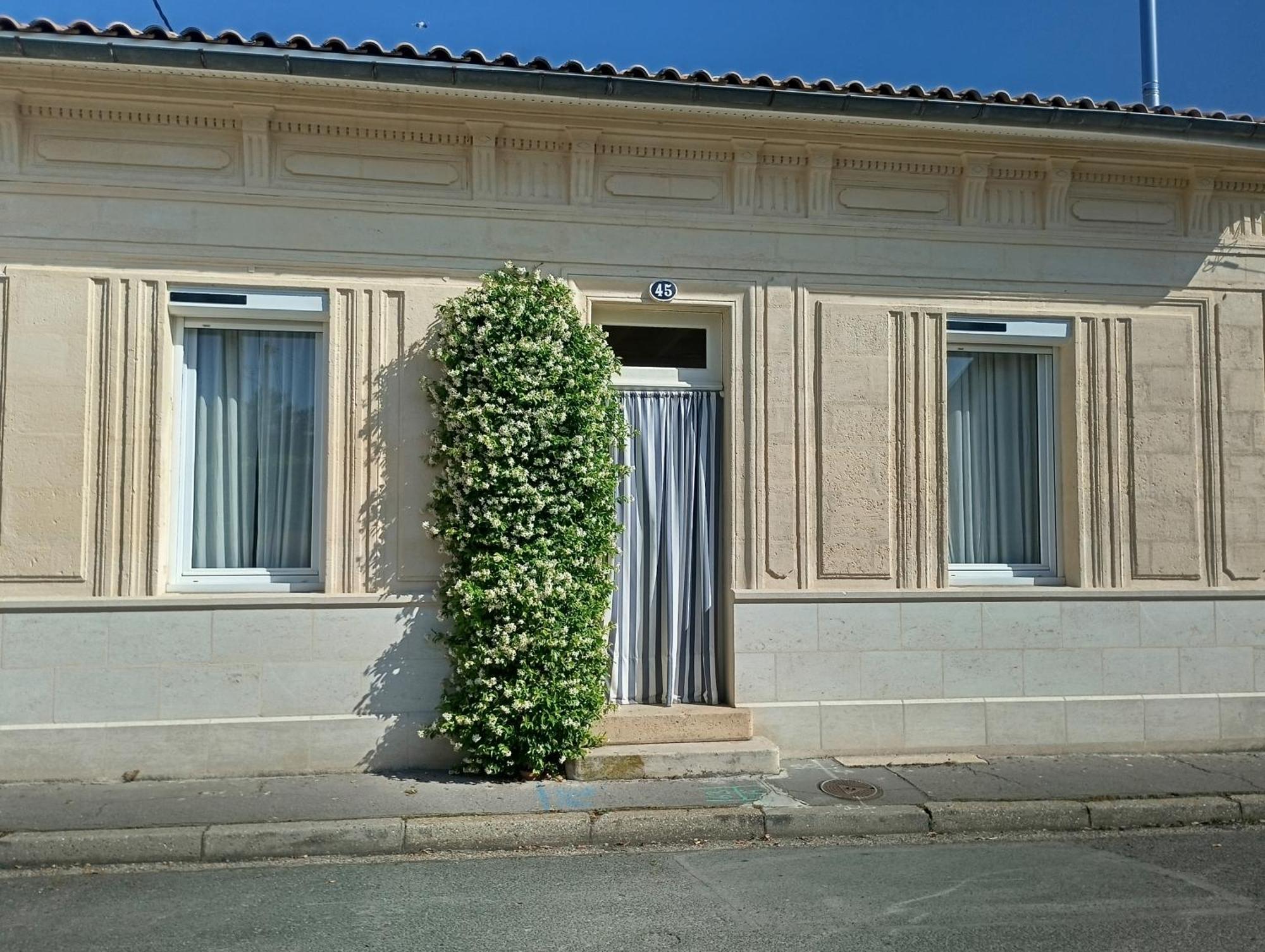 Suite Dans Une Echoppe Begles Exterior photo